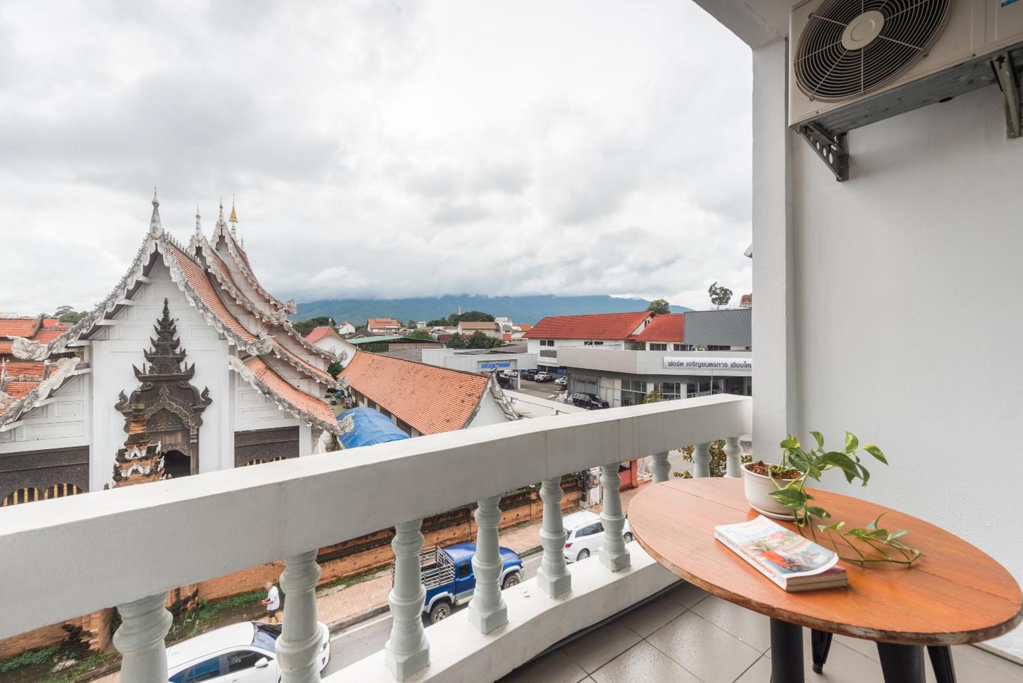 Fav Inn Town Chiang Mai Ngoại thất bức ảnh